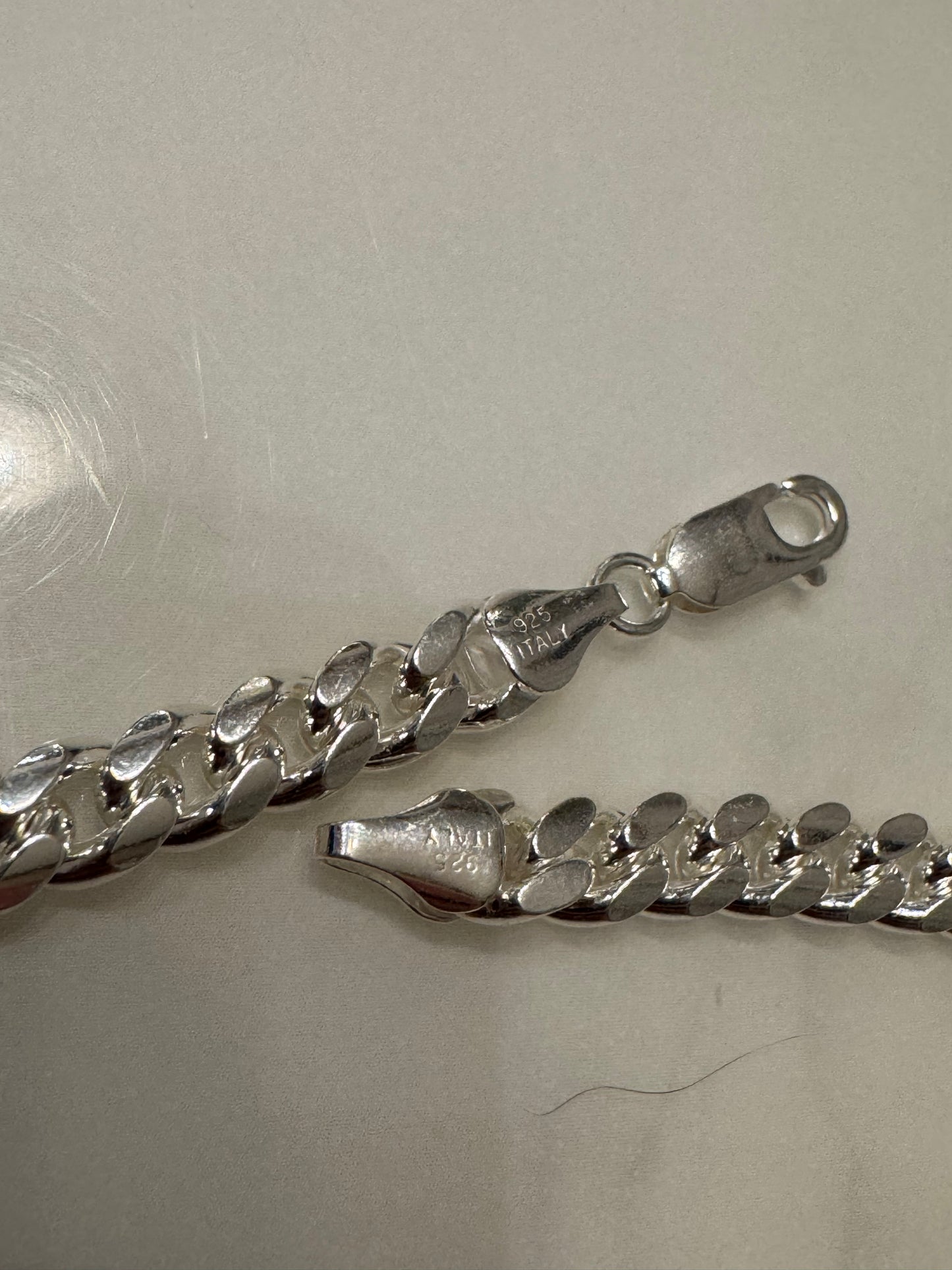 Silver Round Miami Chain (24')