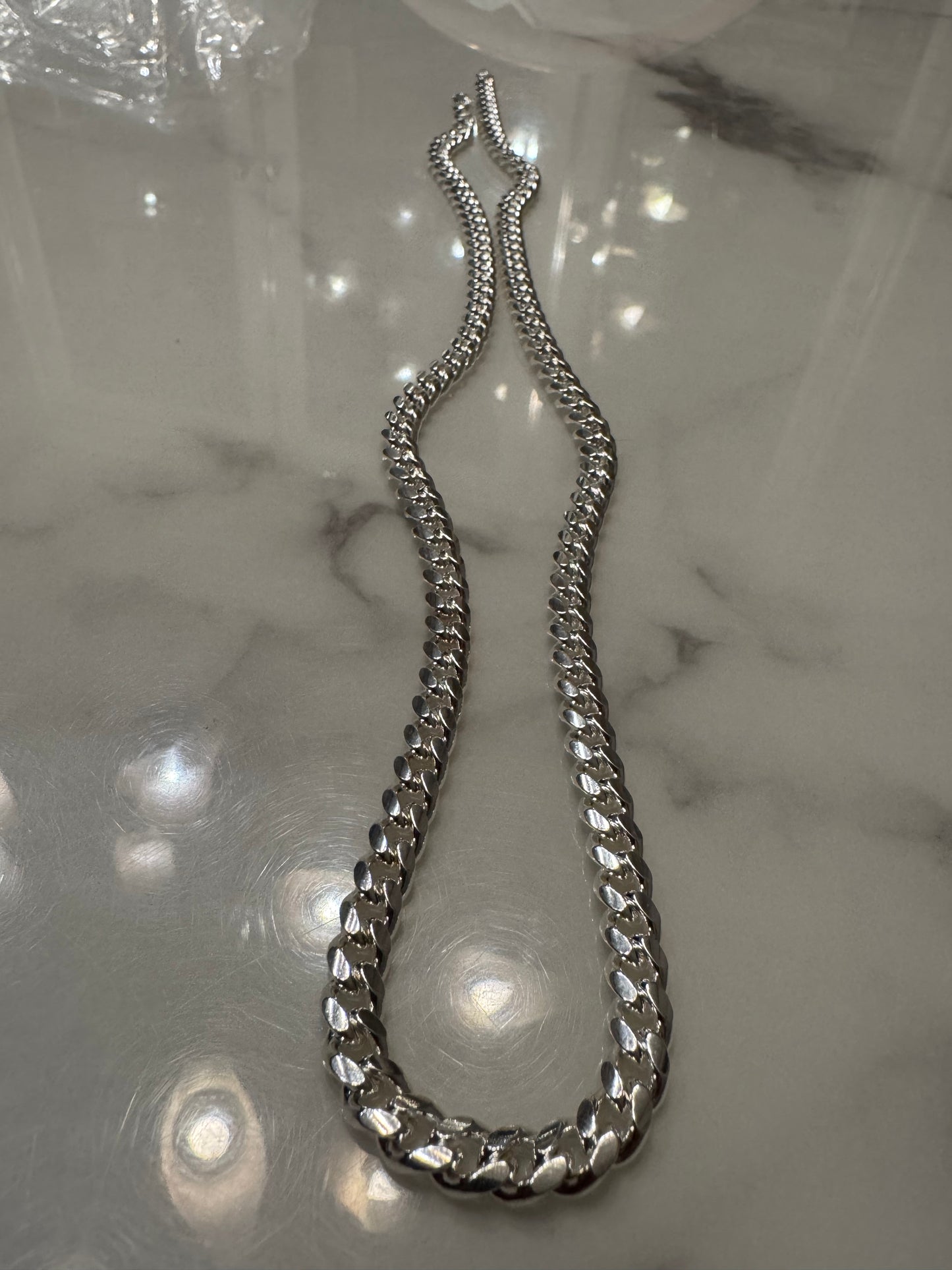 Silver Round Miami Chain (24')