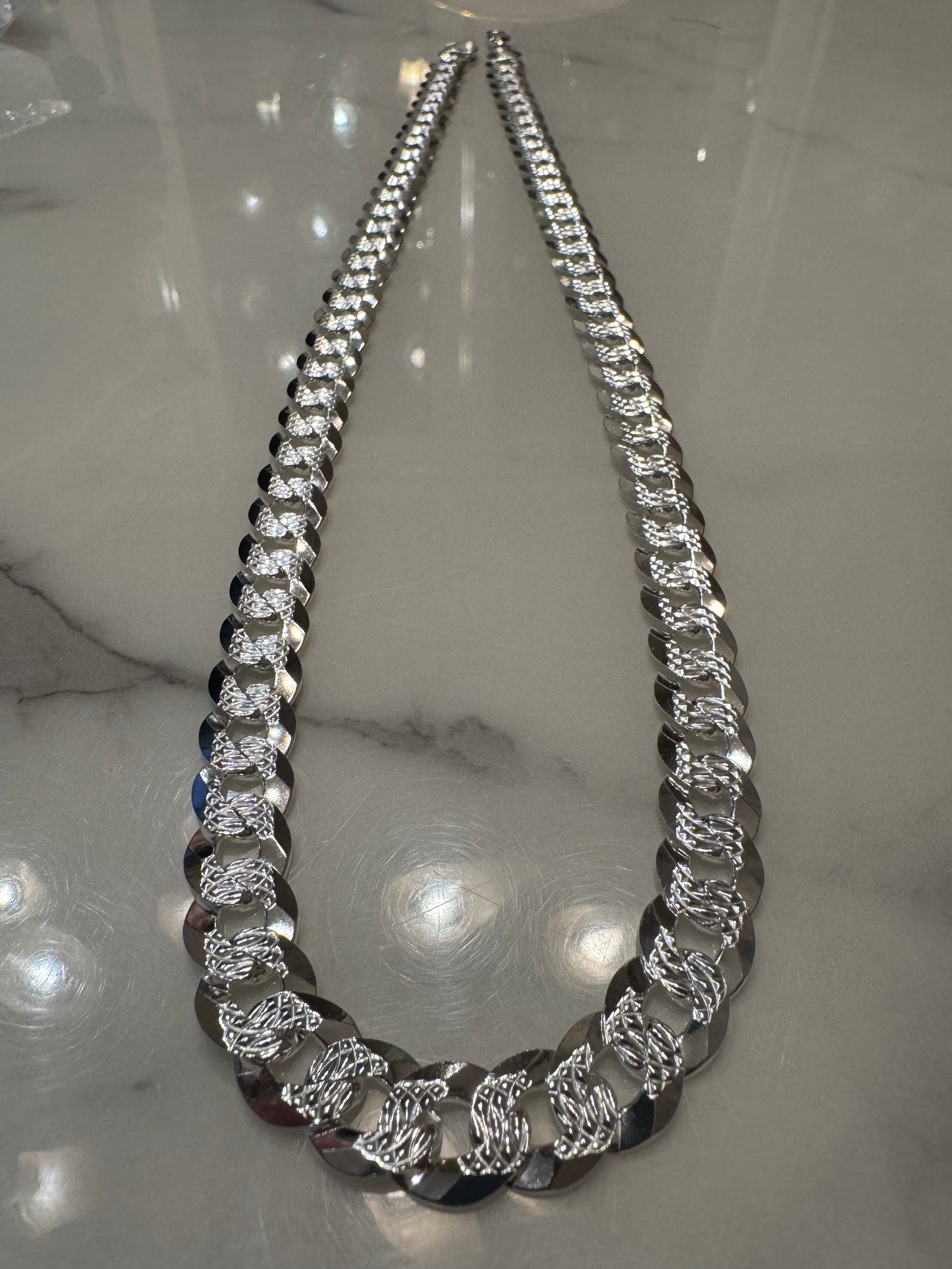 Silver Dimond Cut Chain (24')